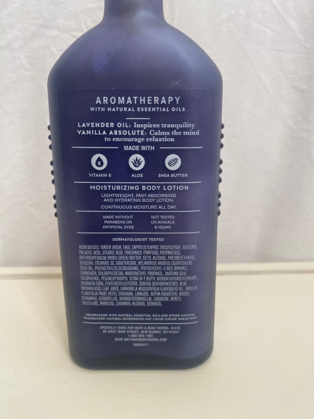 Bath & Body Works New Aromatherapy Sleep Lavender Vanilla Body Lotion 6.5 oz - Picture 3 of 4